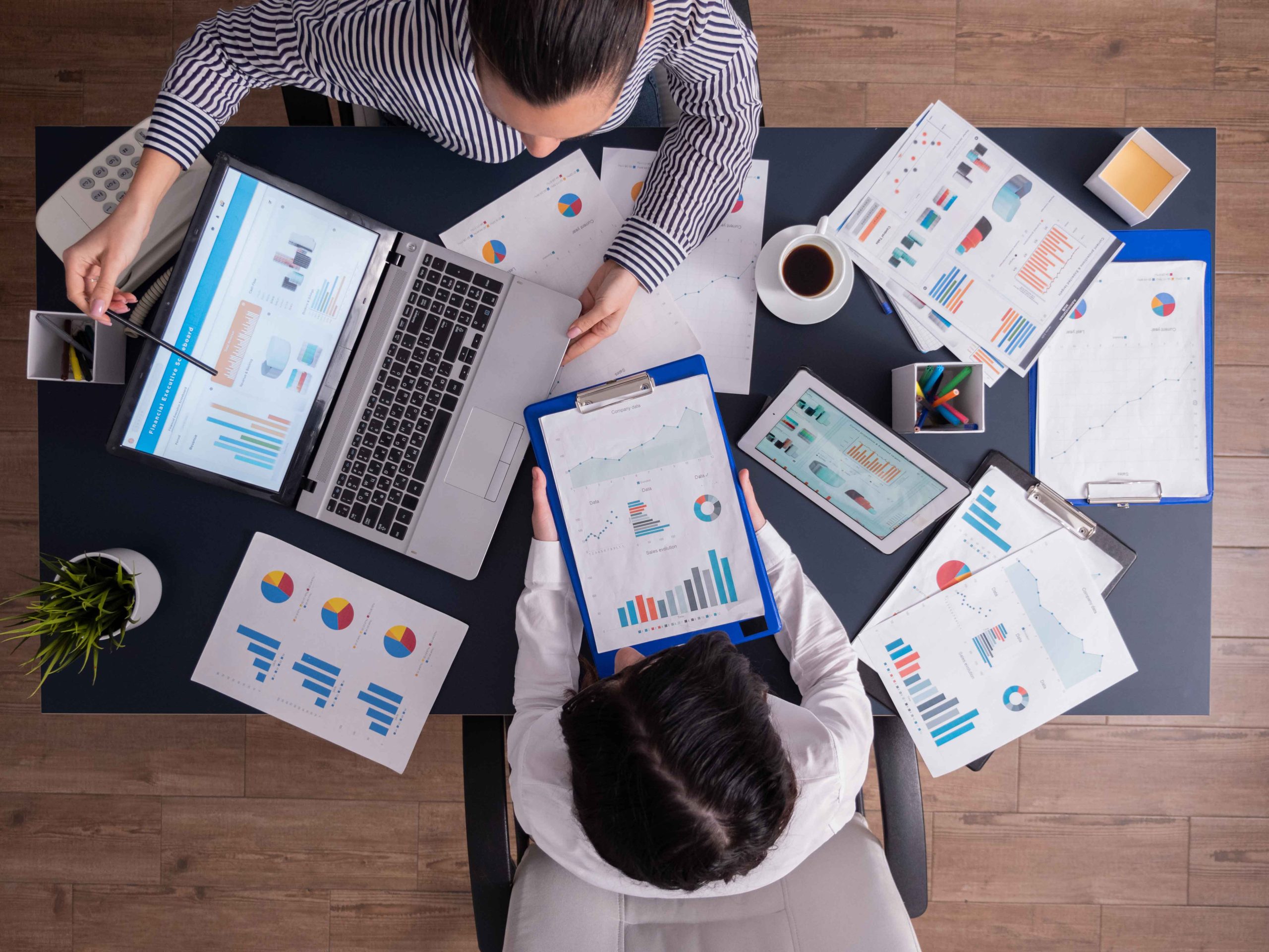 10 Reasons Why You Should Hire Web Development Company in UAE